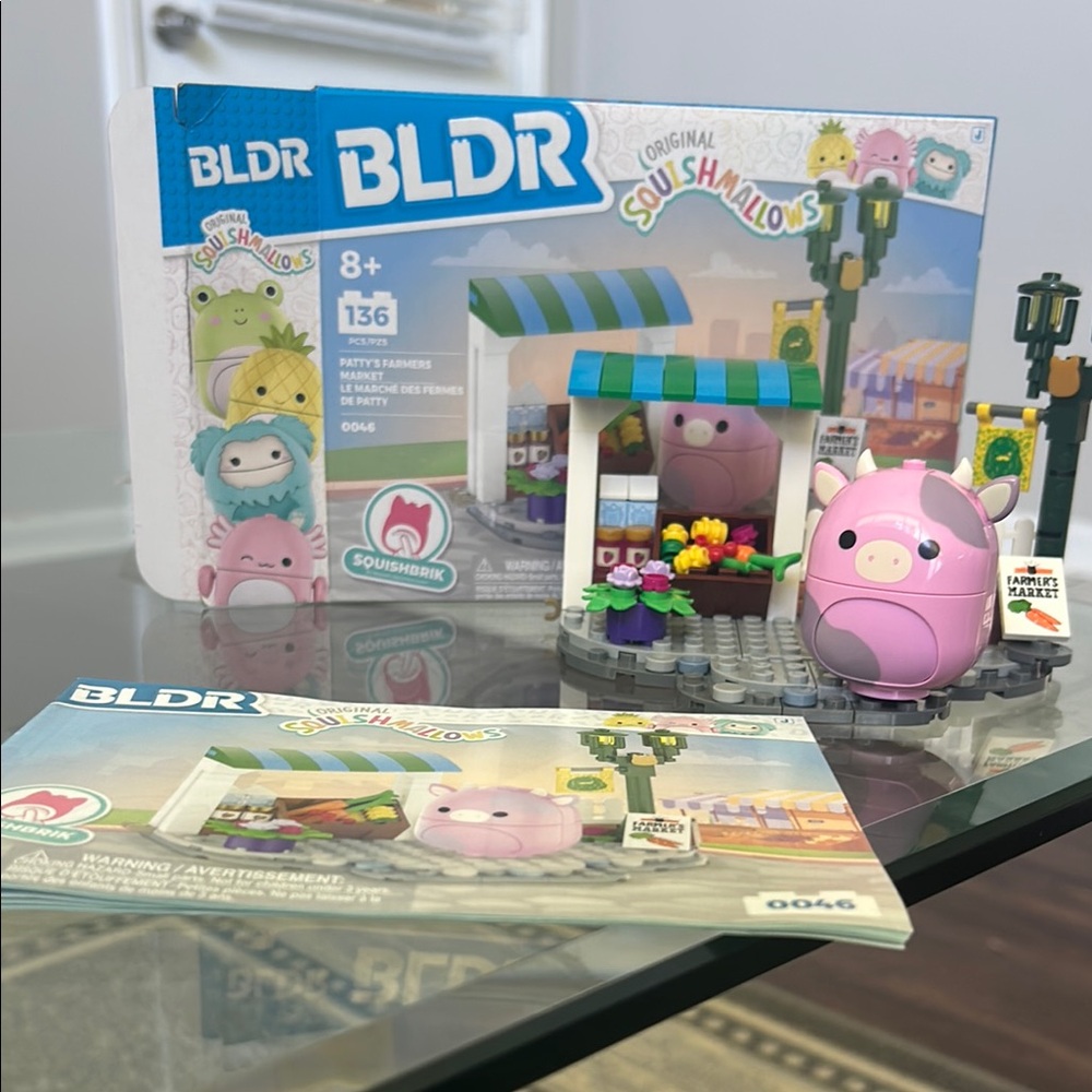 Squishmallows Pink and Green Building Blocks Set